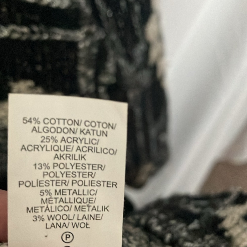 Lucky Brand: Long Geometric pattern Cardigan Sweater- Open- pockets- Heavy- 1X - Picture 4 of 16